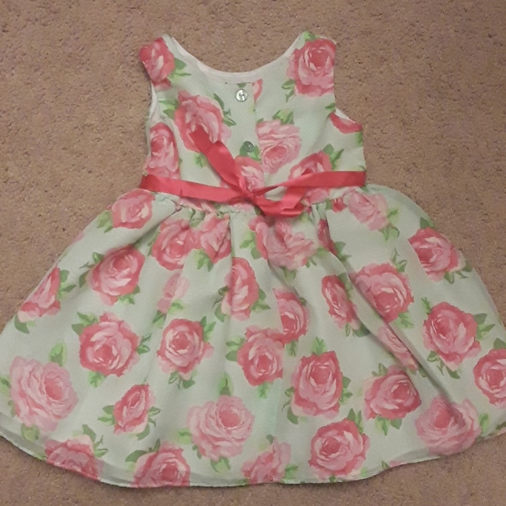 Dress - Picture 2 of 2
